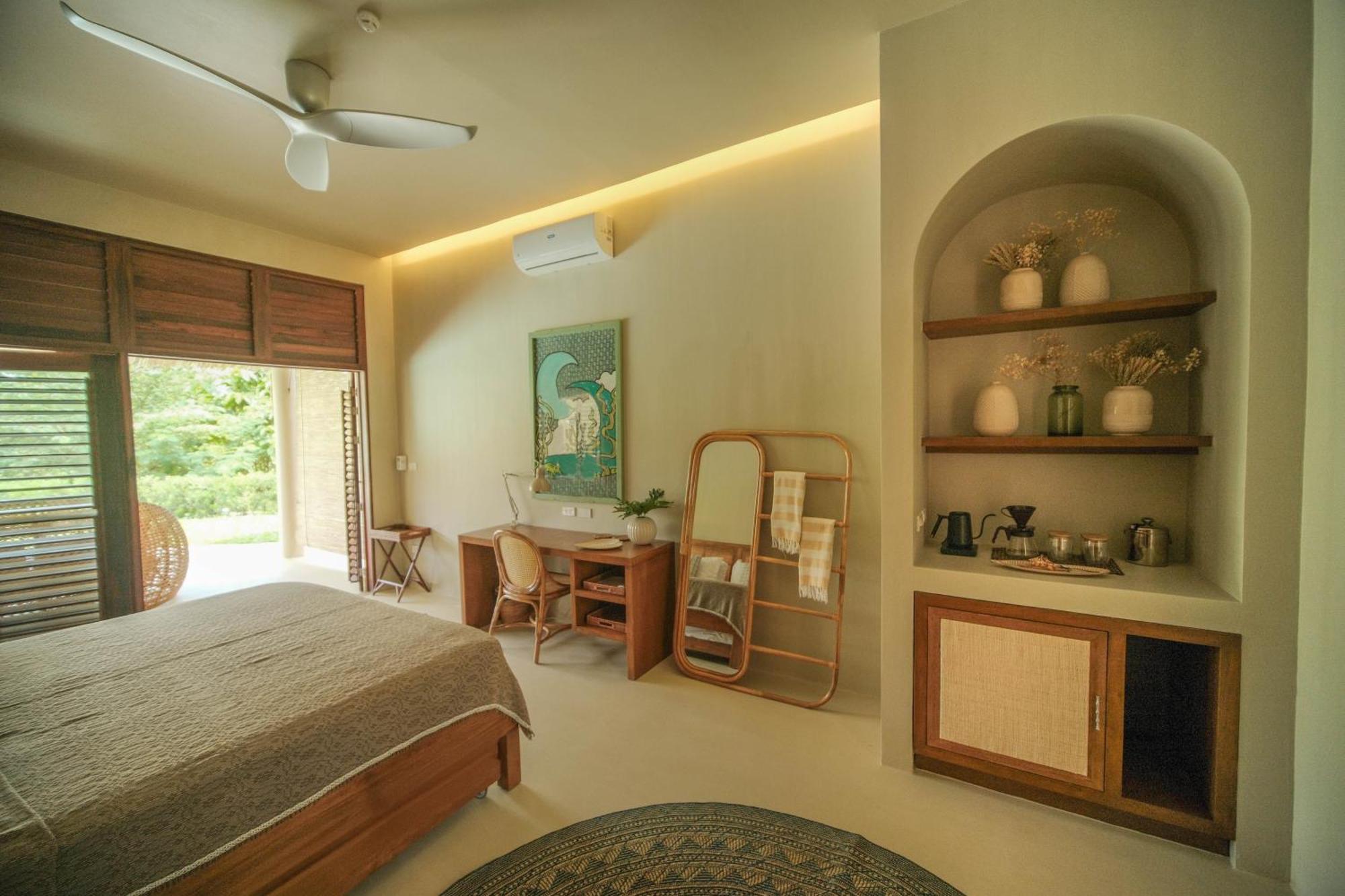 Schoenhouse Villa Siargao Генерал-Луна Экстерьер фото